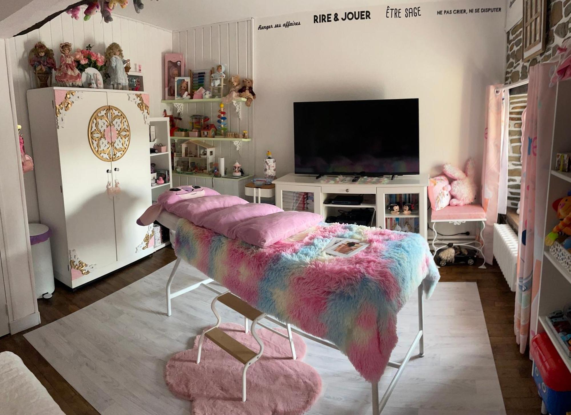 Chambre Du Retour En Enfance - Abdl Дол-де-Бретан Екстериор снимка